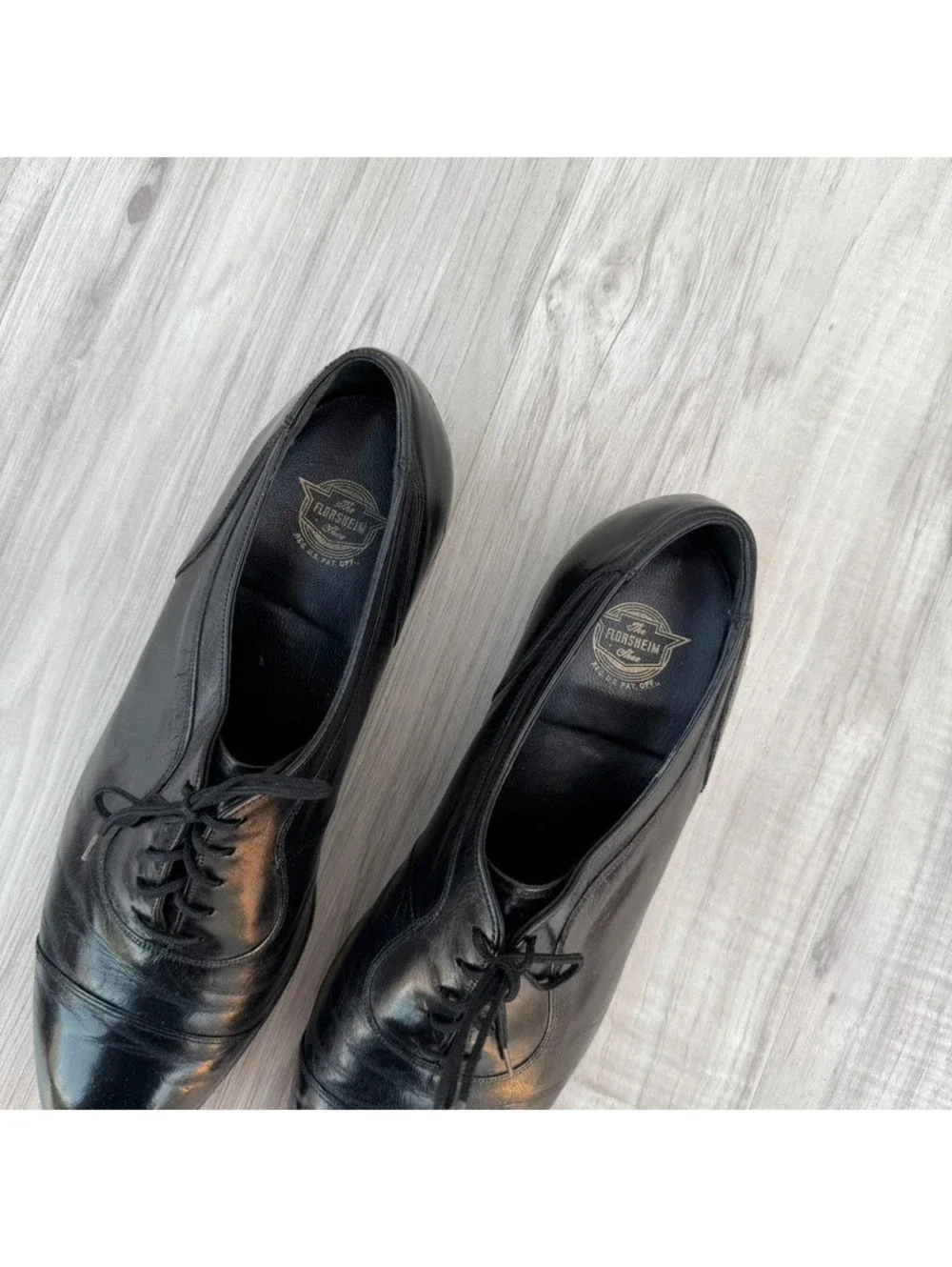 Florsheim black leather cap-toe oxford dress shoes